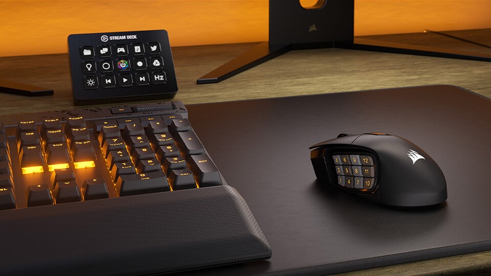 Einfach superhübsch: mithilfe der leicht zu bedienenden Corsair iCUE-Software könnt ihr euer Equipment synchron beleuchten.