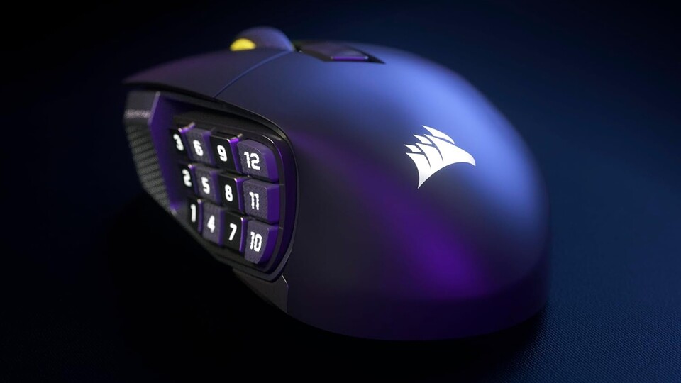 Endlich keine Krämpfe mehr: Dank des patentierten Key Sliders lassen sich die 12 Daumentasten der Corsair Scimitar Elite Wireless SE individuell verschieben.