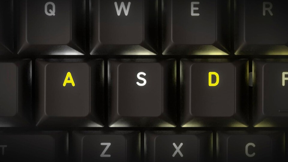 Fühlt sich verdammt gut an: Die PBT-Tasten haben eine leicht angeraute Textur, die perfekten Grip bietet. Zusammen mit der brillanten RGB-Beleuchtung wird euer Setup nicht nur schneller, sondern sieht auch noch unverschämt gut aus!