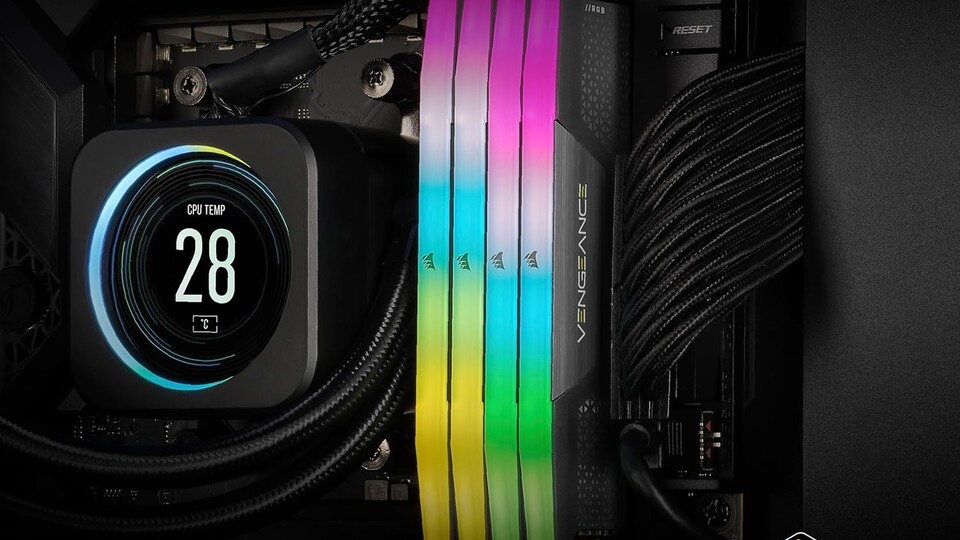 Wenn euch RGB wichtig und der Aufpreis egal sind, dann schaut euch unbedingt die Kits von Corsair Vengeance an.