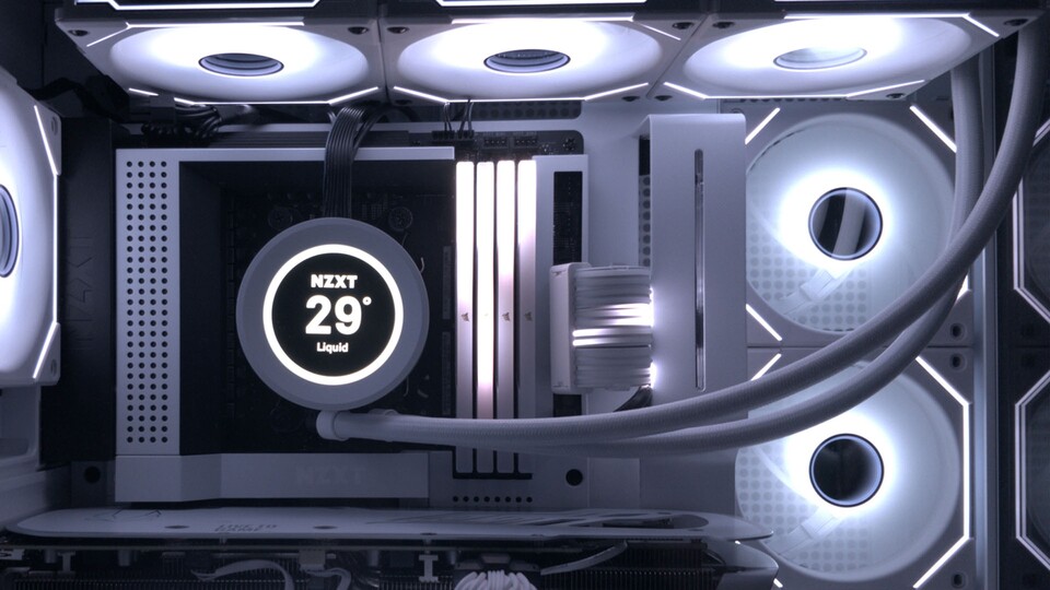 Die unzähligen Lichteffekte lassen sich bequem über die Corsair iCUE Software steuern.