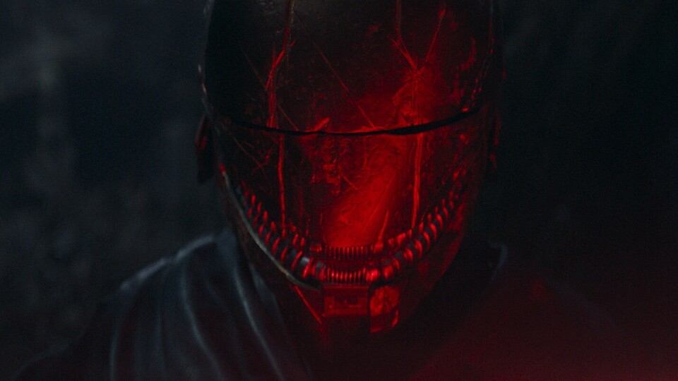 Der Helm des Fremden sieht nicht nur unheimlich aus, sondern ist auch noch extrem gefährlich für Jedi. (Bildquelle: Starwars.com)