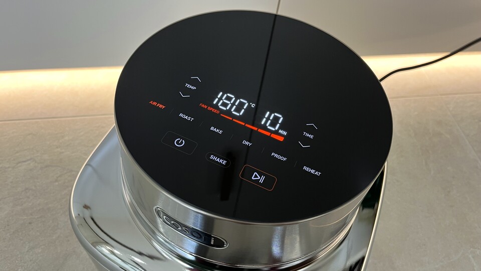 Cosori hat bei der Bedienung ihrer Geräte in meinen Augen den Volltreffer für ein selbsterklärendes Design gelandet.