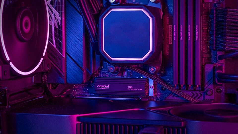 Dank des optionalen Kühlkörpers braucht ihr euch auch in hitzigen Gehäusen keine Sorgen um Wärmestaus machen.