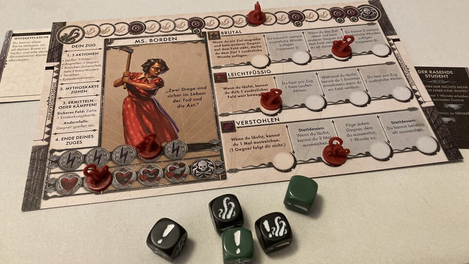 Mit jeder gewürfelten Tentakel werdet ihr ein kleines Stück wahnsinniger (Leiste oben). Gleichzeitig bekommt ihr aber nur so zusätzliche Würfel und mächtigere Fähigkeiten. (Foto: Heiko Klinge)
