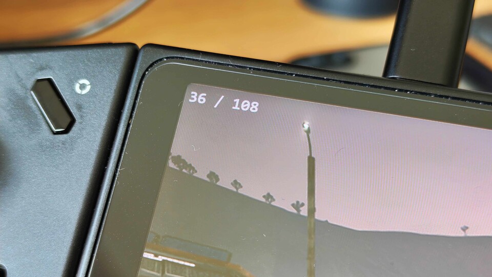 Bei einer Verdreifachung der Framerrate spüre ich schon eine gewisse Eingabeverzögerung, aber sie ist für mich noch voll im Rahmen. Wie das in der Praxis aussieht, seht ihr den dem Video oben, das ich eingebunden habe. (Bildquelle: Duy Linh DinhGameStar Tech)