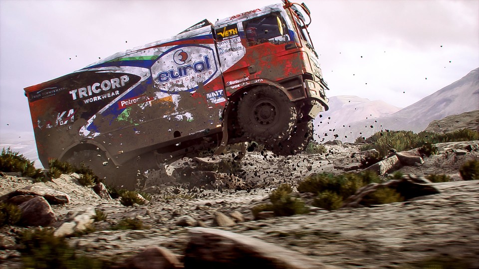 Dakar 18 richtet sich an Rallye-Fans, kann aber selbst die nicht voll überzeugen.