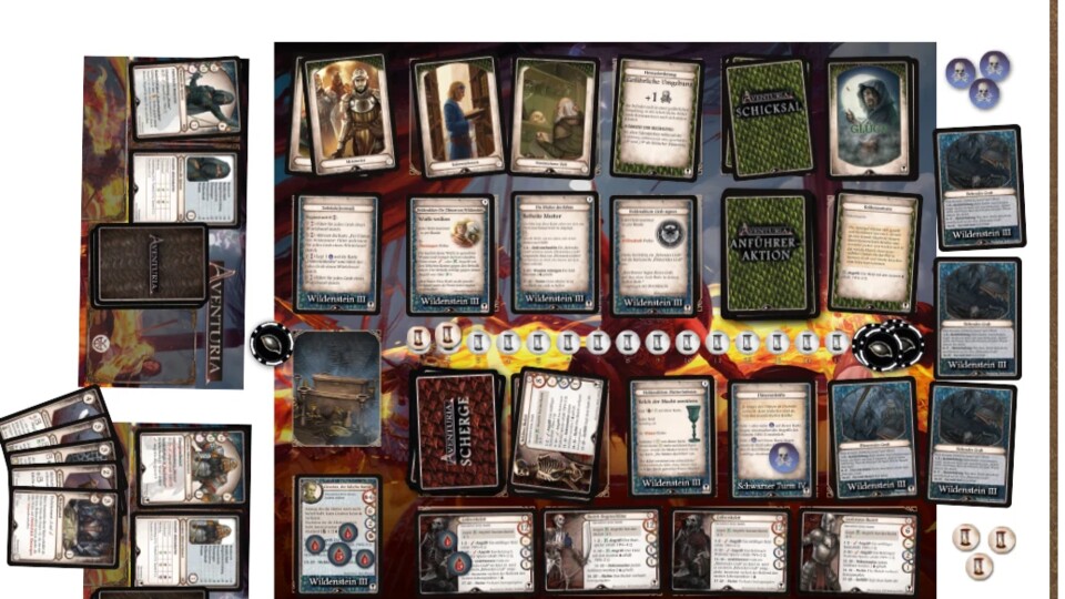 Aventuria ist ein Kartenspiel, in dem ihr eure Heldendecks verwaltet und gemeinsam Abenteuer durchlebt.