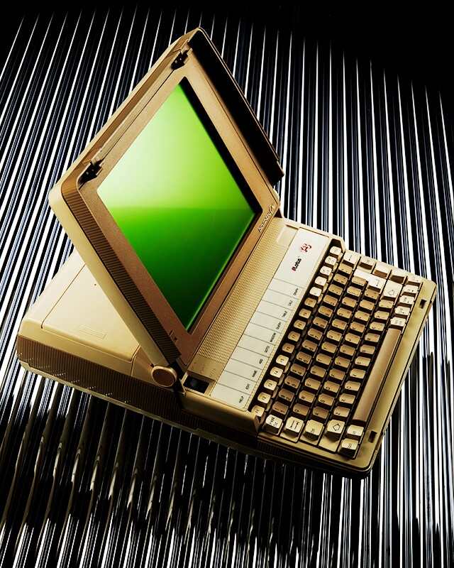 Wirklich handlich war der Data General One nicht. (Quelle: Wikipedia)