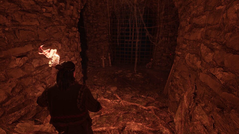 Neben der frei erkundbaren Oberwelt gibt es auch düstere Dungeons zu entdecken.