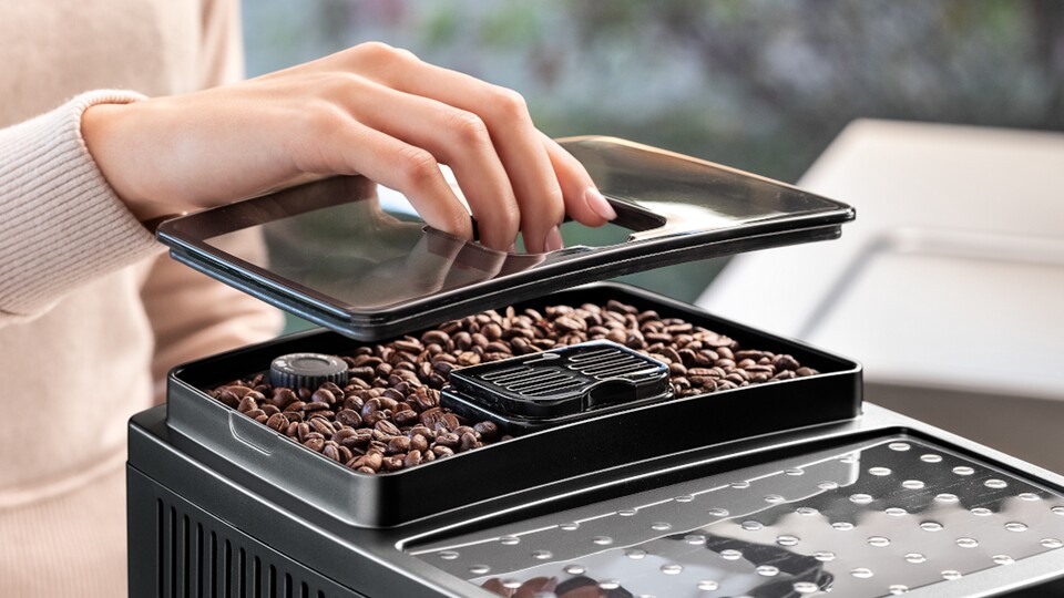 Mit einem Füllvermögen von bis zu 250 Gramm könnt ihr euch eine Vielzahl an Tassen ziehen, bevor ihr nachfüllen müsst!