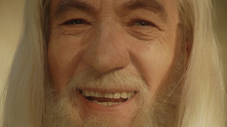 Gandalf wäre stolz: Ahsoka Tano folgt im Zuge ihrer persönlichen Star-Wars-Serie den Spuren des legendären Herr-der-Ringe-Zauberers. Bildquelle: Warner Bros.