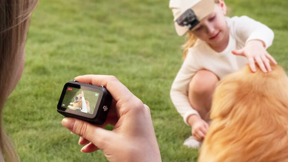 Haupt-Kamera und Vision Dock lassen sich getrennt voneinander nutzen. Praktisch dazu: In der Standard-Combo ist ein Magnet-Hutclip mit dabei!
