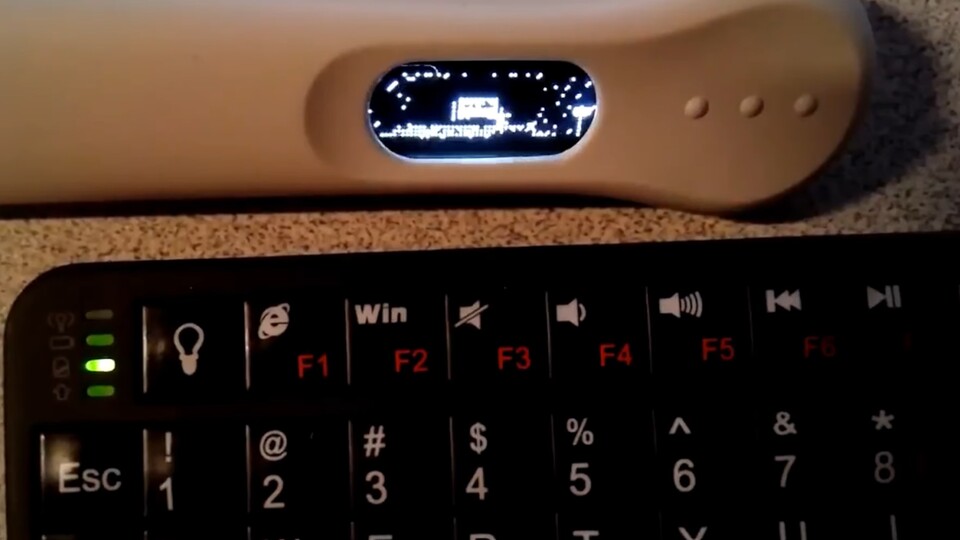 Ohne zusätzliche Hardware bleibt es wohl erstmal unmöglich, Doom auf einem Schwangerschaftstest laufen zu lassen. Es ist dennoch ein interessantes Projekt. (Bildquelle: YouTube-Screenshot – Foone )