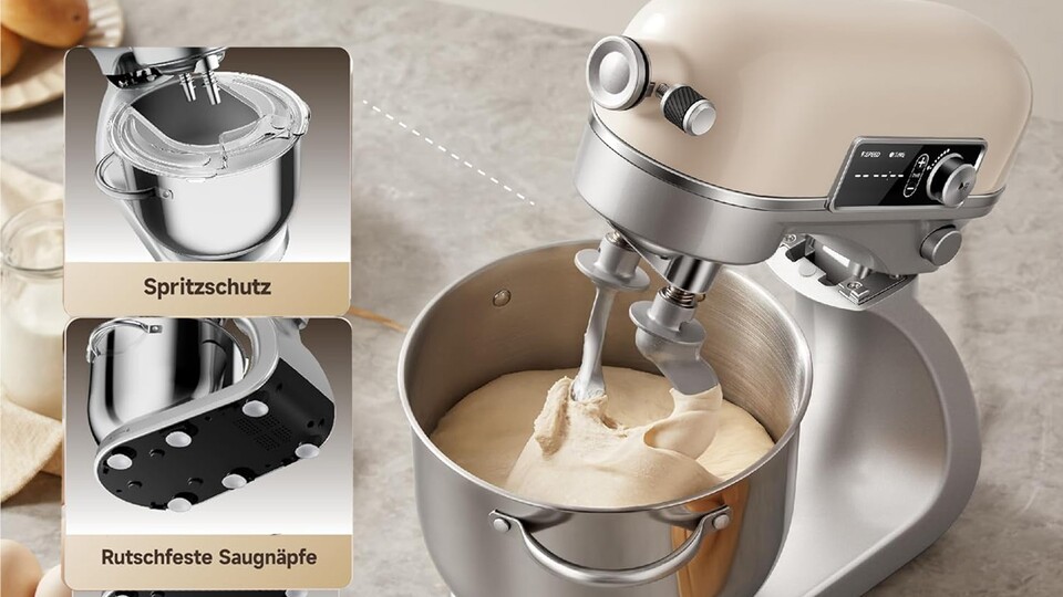 Neben Spritzschutz und rutschfesten Saugnäpfen, hat er auch eine standardisierte Schnittstelle für Aufsätze, wie Fleischwolf, Nudelmaschine, etc.