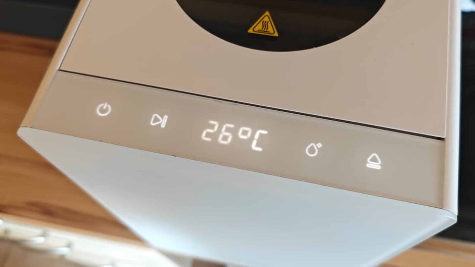 Klare Sicht und volle Kontrolle: Dank des transparenten Fensters und des praktischen LED-Timers habt ihr den Verarbeitungsfortschritt eurer Küchenabfälle immer exakt im Blick.