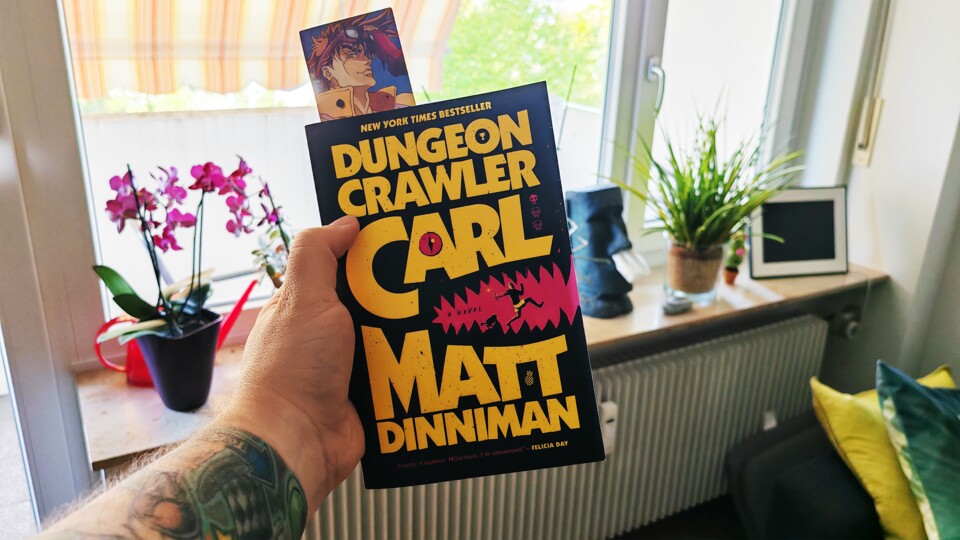 Hat garantiert keine nervige Werbung: das gute alte Taschenbuch. (Bildquelle: Maxe S., GameStar)