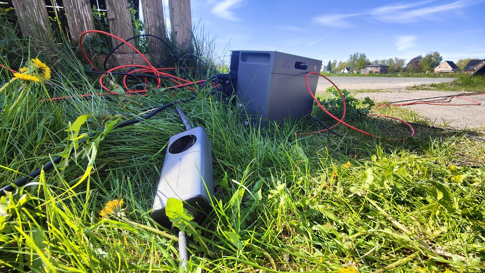 Der Ladeadapter von GoNeo hat sich als zuverlässiger Energiespender erwiesen, trotz seines erfreulich niedrigen Preises.