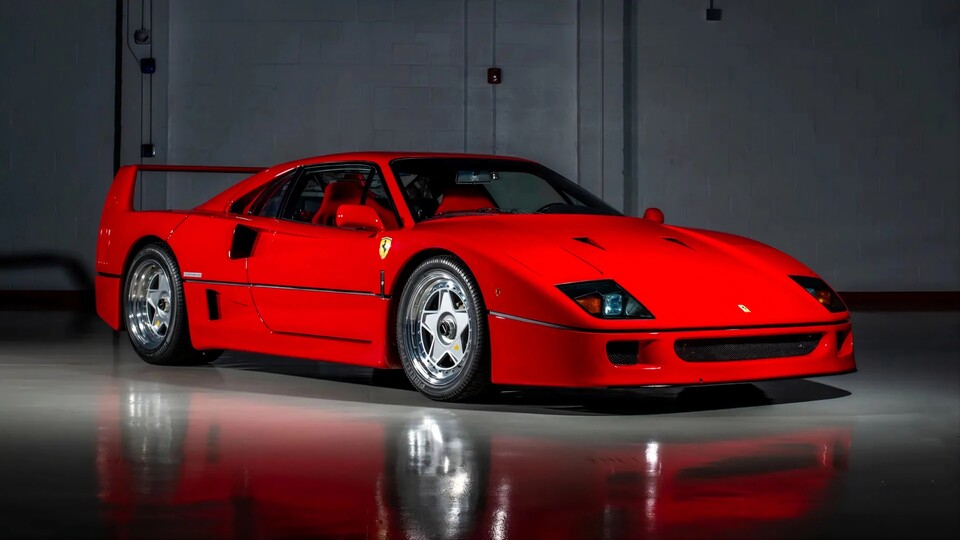 Ein echter Ferrari F40. Die Straßenversion bringt es auf 478 PS. (Bildquelle: rmsothebys)