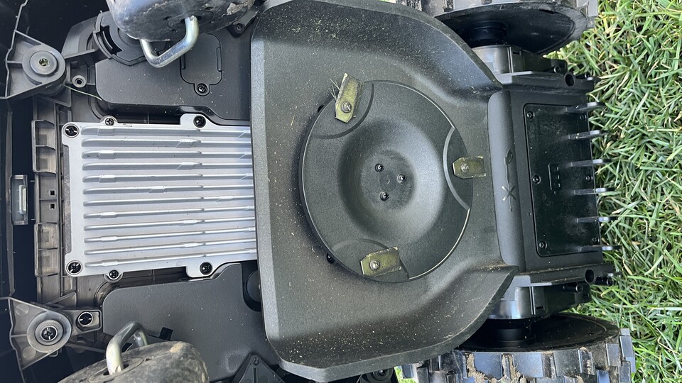 Der Drehteller kommt mit drei Klingen aus. Bildquelle: M. Kämpfer GameStar Tech.