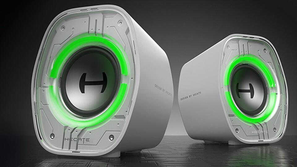 Das Front-Design der Lautsprecher wird mit einem RGB-Ring abgerundet.