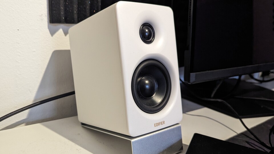 So sahen die Lautsprecher auf meinem Schreibtisch aus.