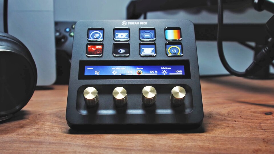 Acht Tasten, vier Regler und ein Touchscreen: Die Möglichkeiten zum Steuern sind grenzenlos!