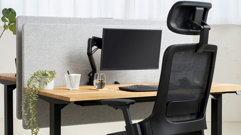 Das Netzgewebe passt sich eurem Rücken an und hält ihn kühl.