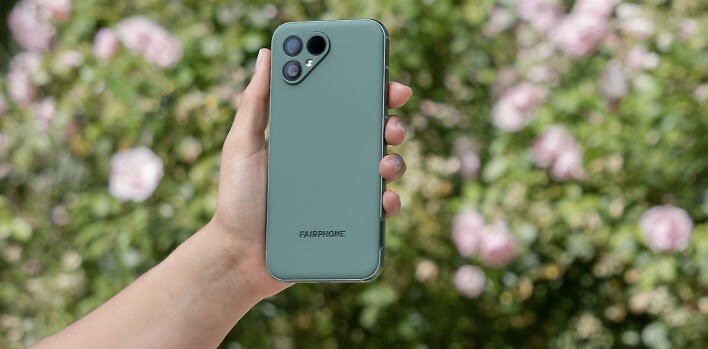 Die neue, moosgrüne Version des Fairphone 5 mit 6 GB RAM und 128 GB Speicher.