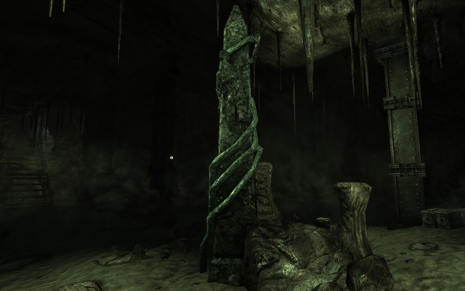 Der Obelisk in den Dunwich-Katakomben wurde laut dem Fallout-3-Game-Guide für ein Wesen namens Ug-Qualtoth erbaut.