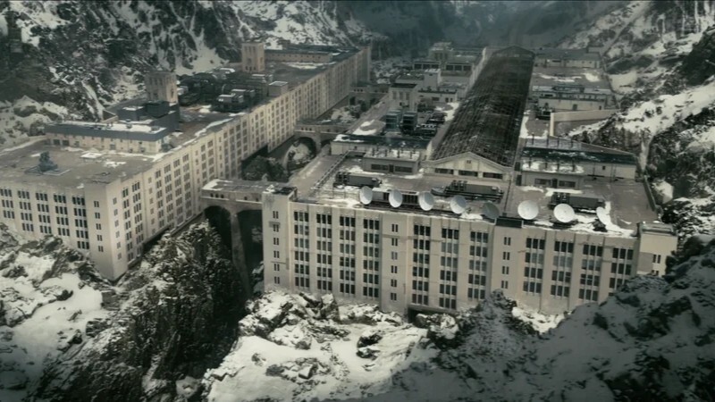 Findet der Ghul hier seine Familie? Die Basis der Enklave liegt wahrscheinlich in den Rocky Mountains. (Bildquelle: Amazon MGM Studios)