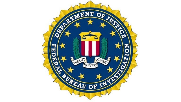 Das FBI wiill Zugriff auf Verschlüsselungssysteme - und wenn aus einem Hintertürchen eine Vordertür werden muss.
