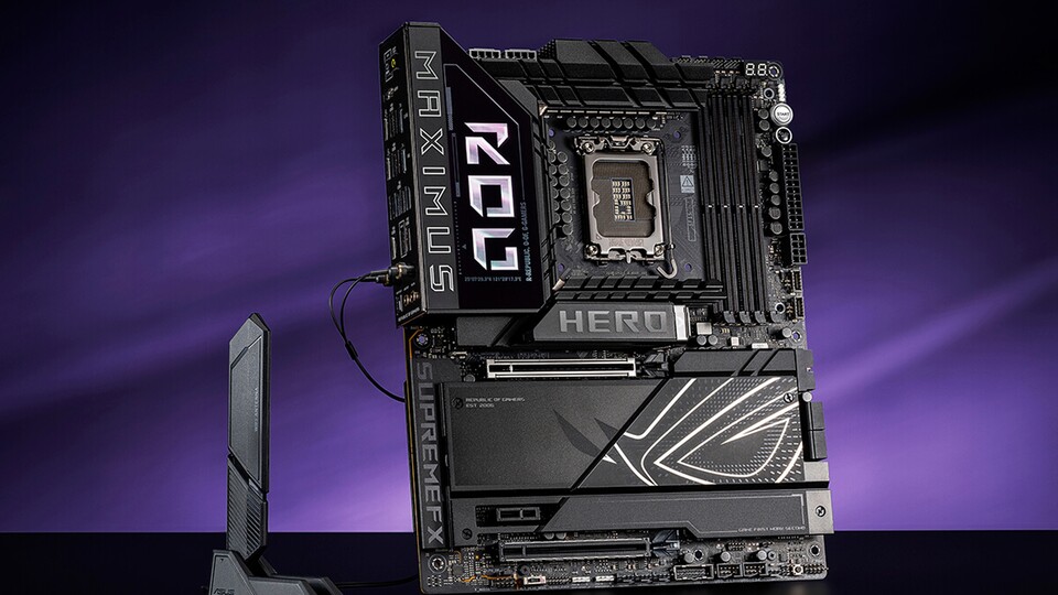 Manche lieben es, andere hassen es. Das Design von ASUS ist einzigartig auf dem Markt für High-End-Hardware. Mir gefällts.