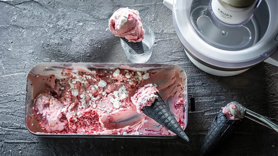 Jeder hat sein Lieblingseis! Vanille, Erdbeer oder doch etwas ausgefallenes mit Cookie-Bröseln? Alles ist möglich.