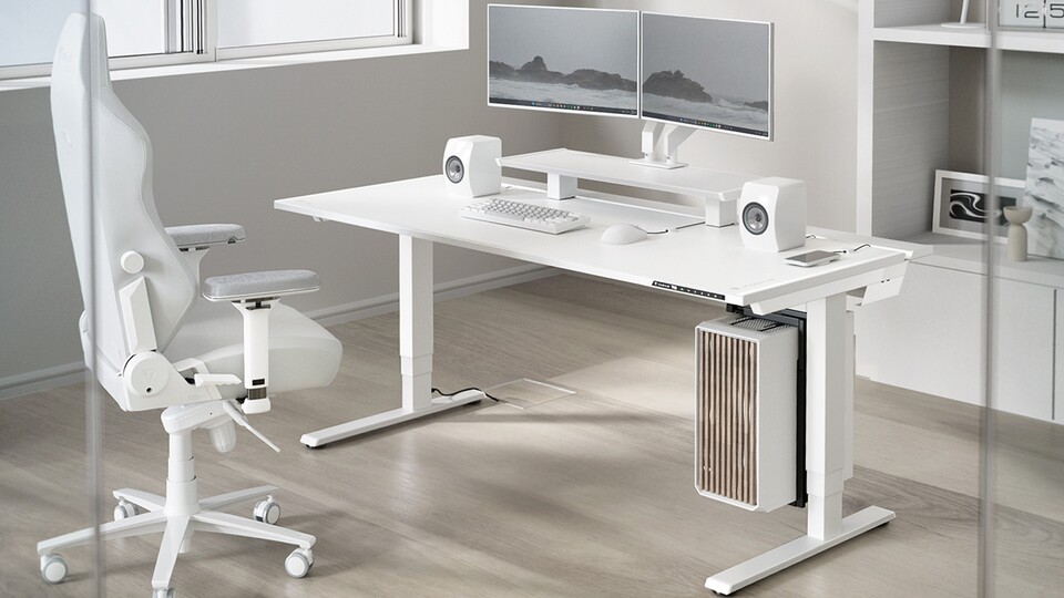 Clean, ganz in Weiß, oder klassisch in Schwarz? Den Secretlab Magnus Pro höhenverstellbaren Schreibtisch bekommt ihr in zwei wunderschönen Ausführungen.