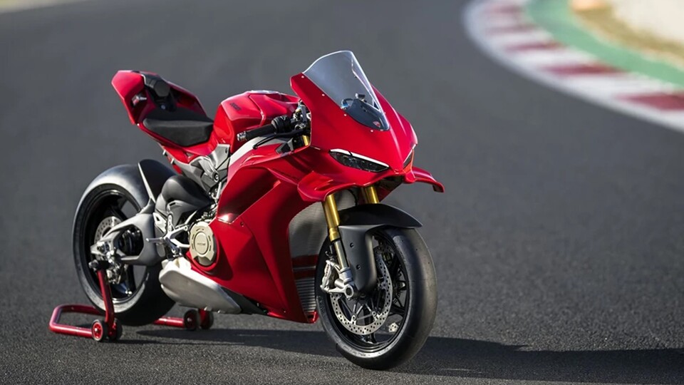 MotoGP-DNA auf der Straße: Der Desmosedici Stradale V4-Motor der Panigale basiert direkt auf der Motorenarchitektur der Ducati-MotoGP-Prototypen.