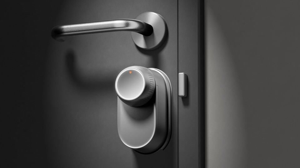 Auch in Silber ein echter Hingucker: Das Smart Lock Ultra von Switchbot gibt es in zwei Farben zur Auswahl.