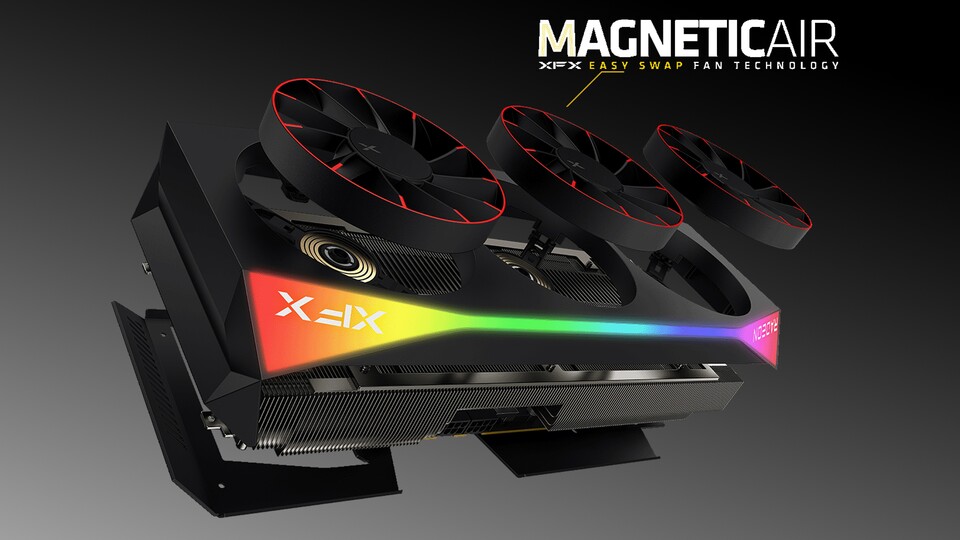 Der gigantische Kühlkörper der RX 9070 XT von XFX wird ergänzt von den einzigartigen, abnehmbaren Lüftern namens „Magnetic AIR“.