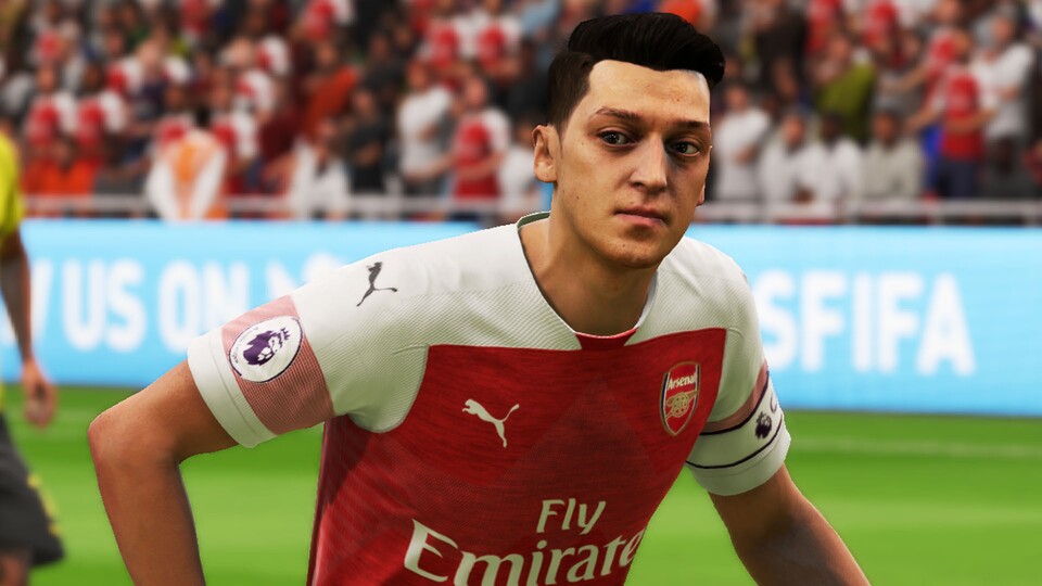 Wie lange wird Mesut Özil wohl noch das Trikot des FC Arsenal tragen? (Dieser Screenshot stammt übrigens nicht aus Fortnite, sondern aus FIFA 19.)