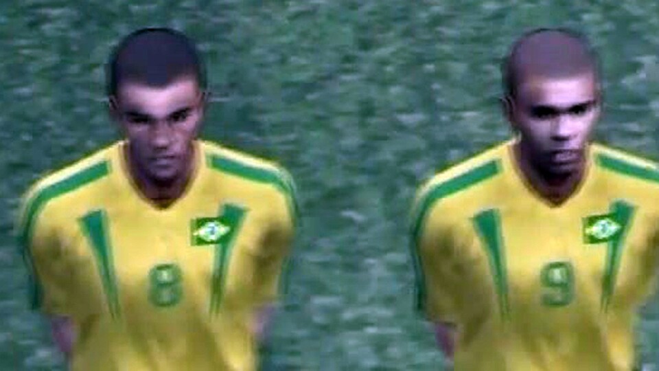 Fifa 2004 vs. Pro Evolution Soccer 3 - Video-Special