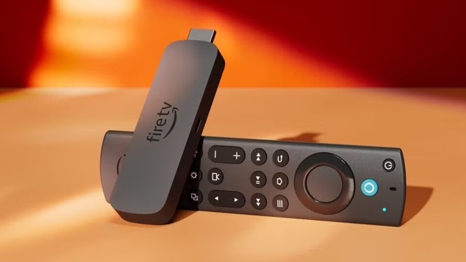 Die Fernbedienung hat alles, was ihr braucht, um euch in dem übersichtlichen Menü des Fire TV Sticks zurechtzufinden.