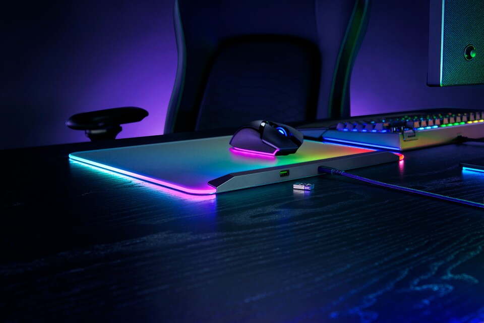 Ein cooleres Mousepad als das neue Razer Firefly V2 Pro werdet ihr vergebens suchen.