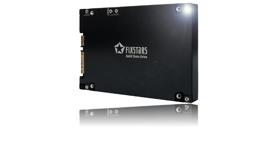 13 TByte im 2,5-Zoll-Format bietet die Fixstars SSD-13000M.