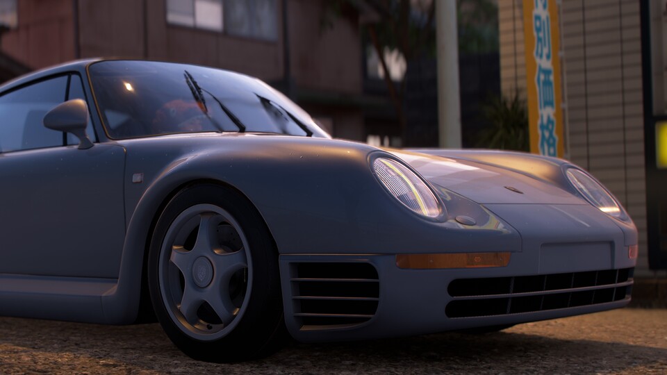 Dieser schicke Porsche wartet bei einem Konbini in Shimanoyama.