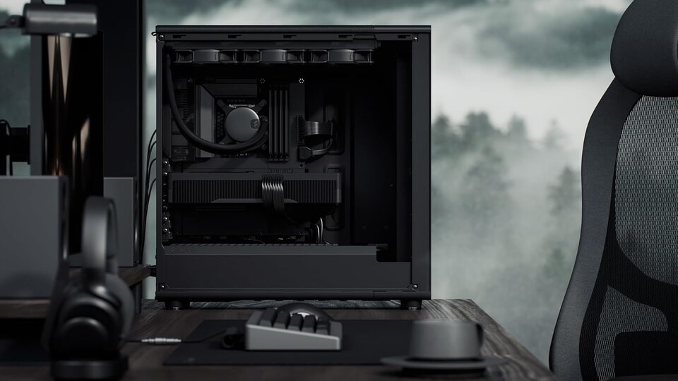 Raumwunder für Enthusiasten: Das geräumige Innenleben des North XL bietet selbst für riesige High-End-Grafikkarten bis 413 mm Länge und dicke Radiatoren problemlos Platz.