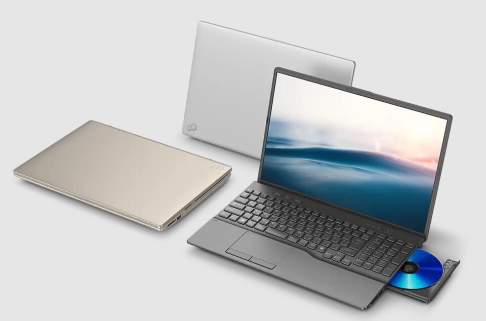 Ein Anachronismus für Europäer, in Japan völlig normal: ein Laptop mit eingebautem optischen Laufwerk. (Quelle: Fujitsu)