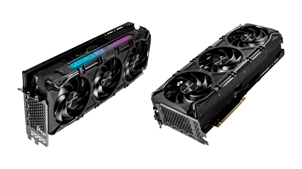 Ein Design, welches der stärksten Grafikkarte der Welt würdig ist: groß, schwarz und mächtig.
