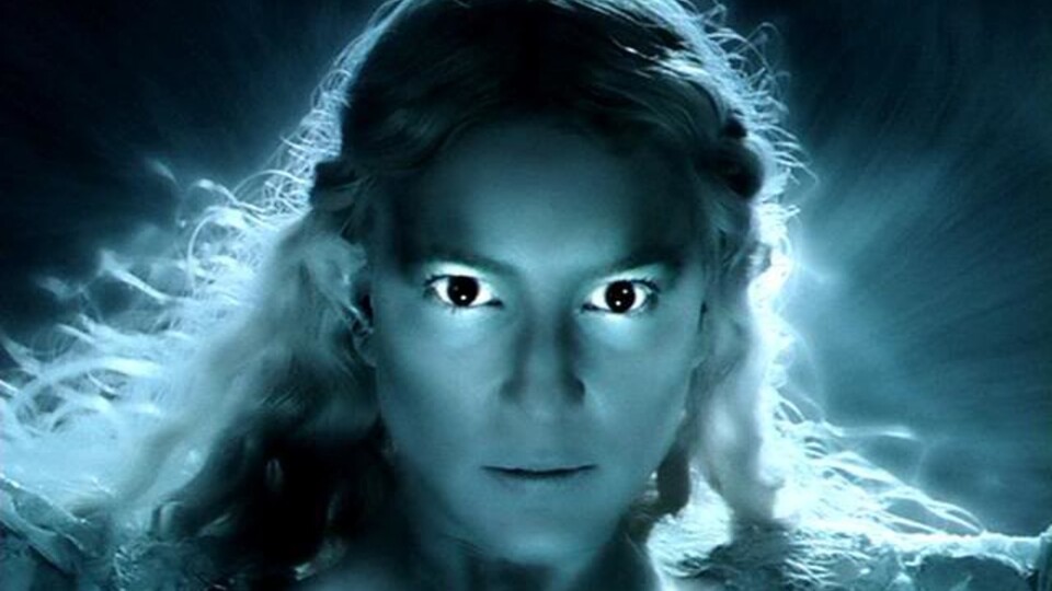 Auch Galadriel gibt einen kurzen Einblick, was der Eine Ring aus ihr machen würde. Bild: New Line Cinema
