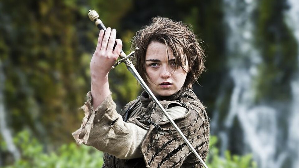 Auch Arya Stark-Darstellerin nimmt Abschied von Westeros an ihrem letzten Drehtag für den Serienhit Game of Thrones.