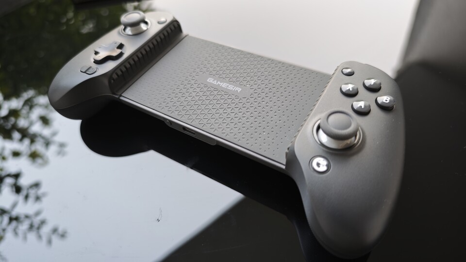 Der Controller eignet sich für viele verschiedene Geräte: Handys, Tablets, Nintendo Switch (12) und PlayStation (45). (Bildquelle: Duy Linh DinhGameStar Tech)